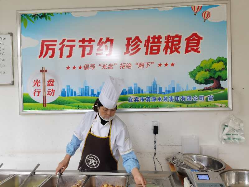 強監(jiān)督，重引導(dǎo)，杜絕“舌尖上的浪費”