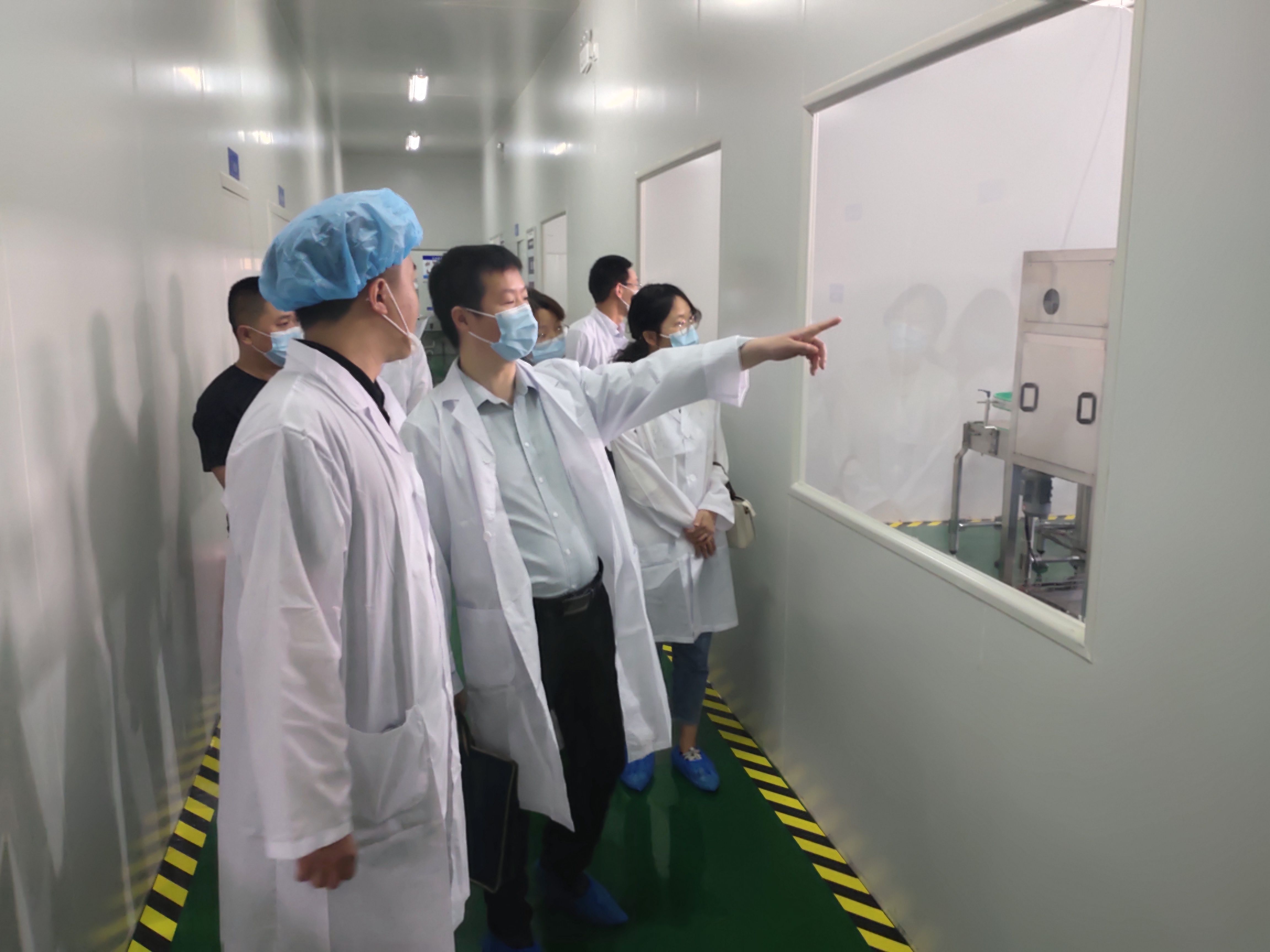 市公服集團黨委委員、監(jiān)事會主席周威帶隊調(diào)研清源水務公司