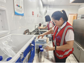 供水服務(wù)進(jìn)校園 滴滴清源沁人心——臨港公司支部、投資公司支部聯(lián)合開(kāi)展“為民辦實(shí)事”主題黨日活動(dòng)